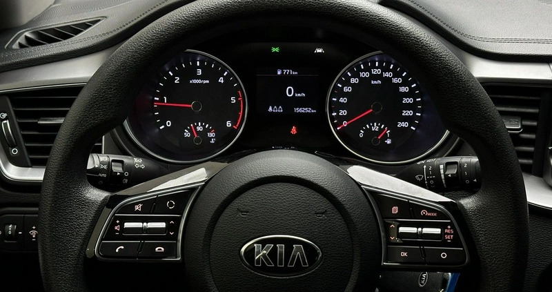 Kia Ceed cena 46500 przebieg: 156252, rok produkcji 2020 z Tczew małe 781